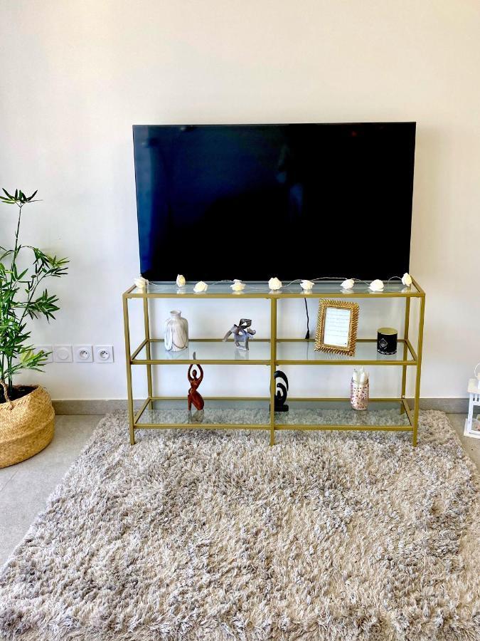 דירות בוסוליי Luxurious Flat At 5 Min By Walk To Monaco, Free Parking And Sea View מראה חיצוני תמונה